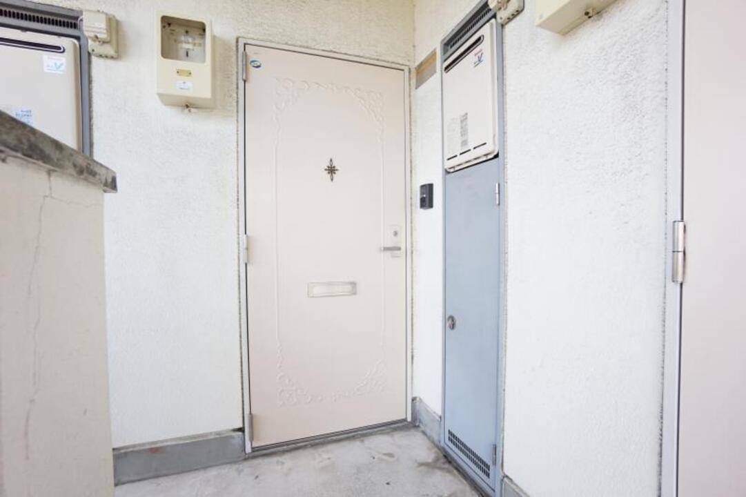 エントランス　アプローチ