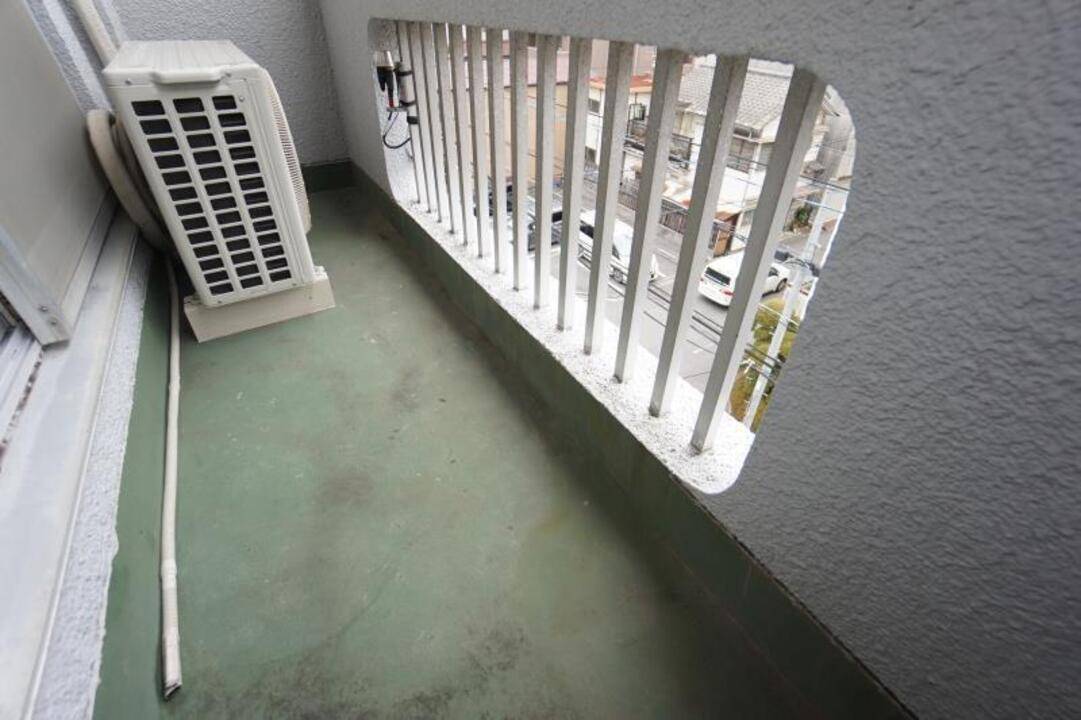 バルコニー　バルコニー