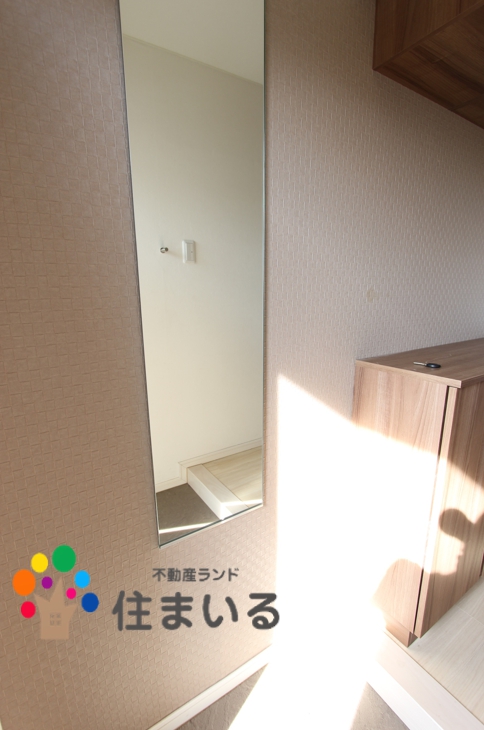 コンビニ　セブンイレブン名古屋鳴海町母呂後店（コンビニ）まで402m