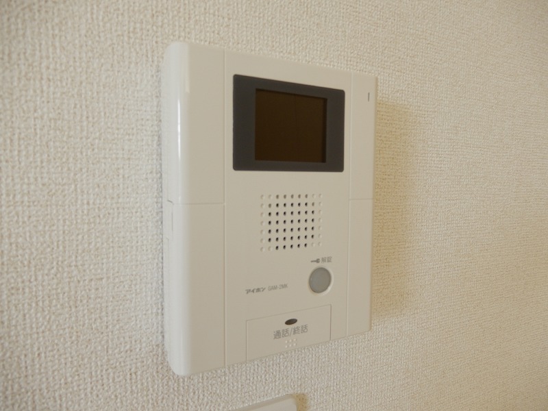 セキュリティ　安心のTVモニター付きオートロックシステム