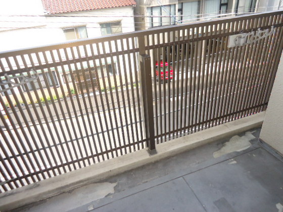 バルコニー　※別号室の写真です。