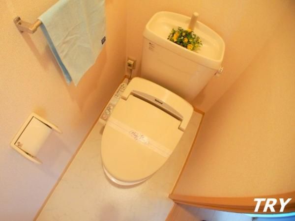 トイレ　ウォシュレット付！