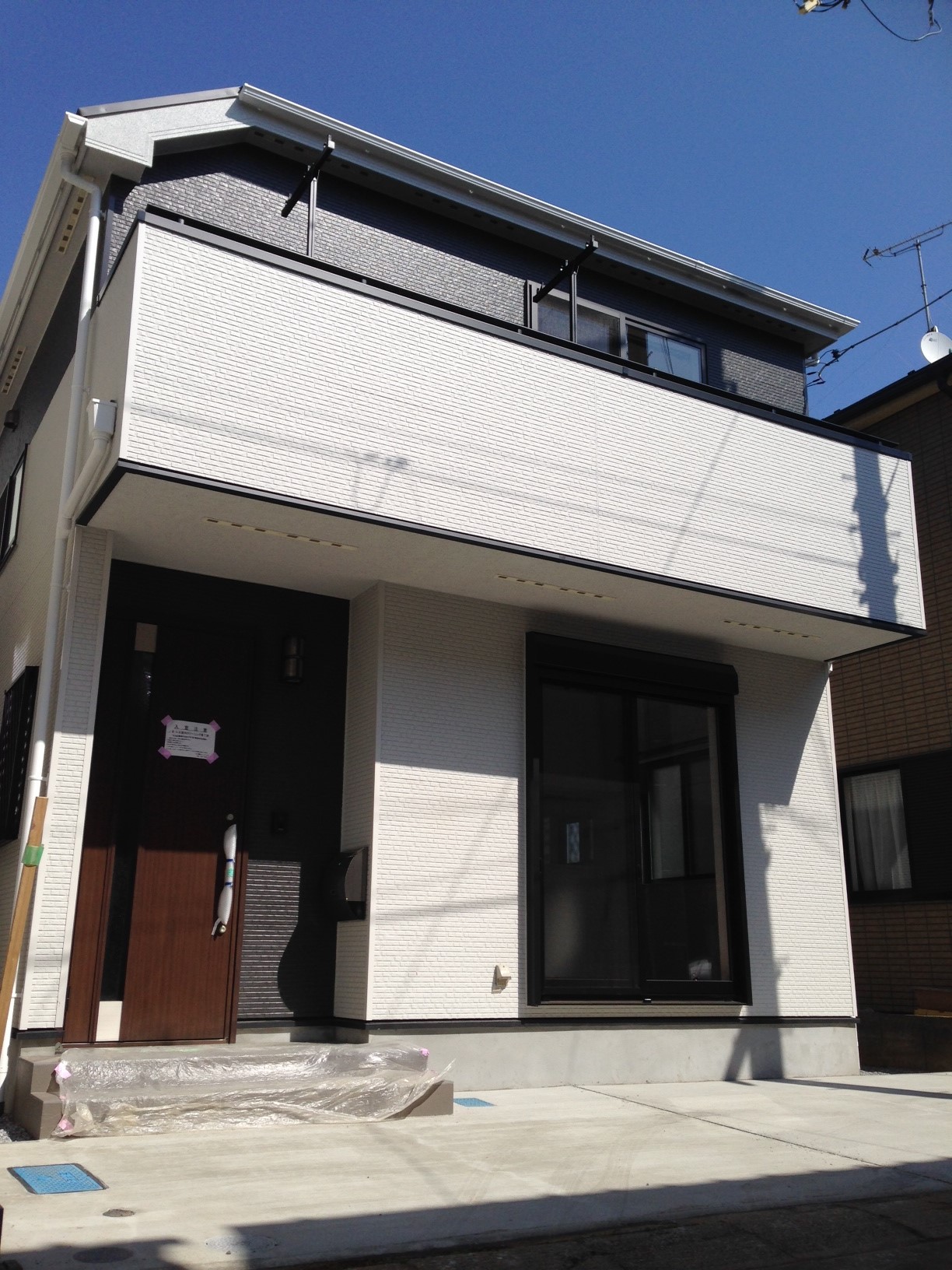 建物外観　お写真は新築当時のものです。現況とは異なります。
