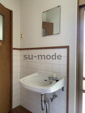 洗面設備　写真は別部屋