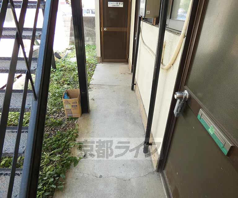 その他共有部分　建物の入り口です！