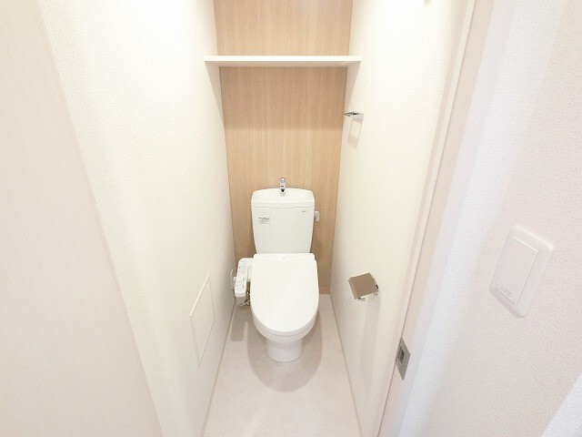 トイレ　室内は現状を優先しまうす