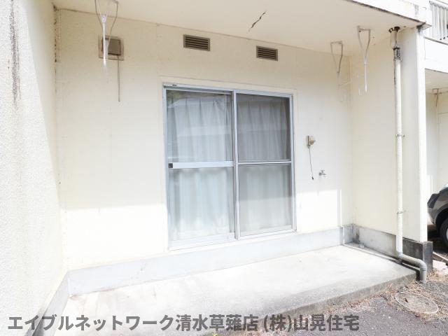 庭　お庭で自由な時間を過ごせます