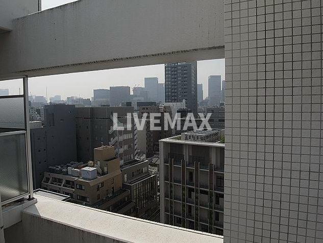 バルコニー　家具家電付きセットアップ賃貸