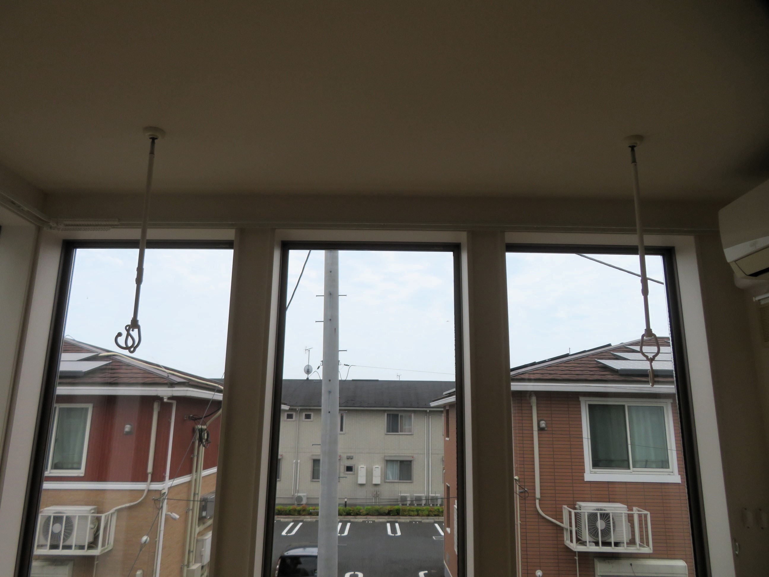 その他　室内物干し付きで雨の日も安心です！