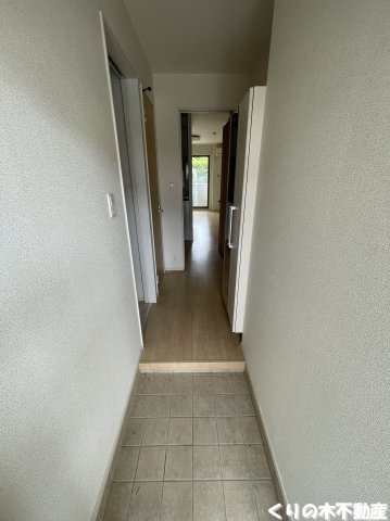 玄関　収納もある玄関です