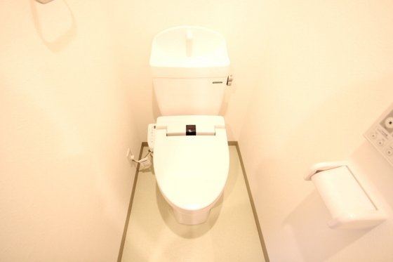 トイレ　※別部屋の写真です