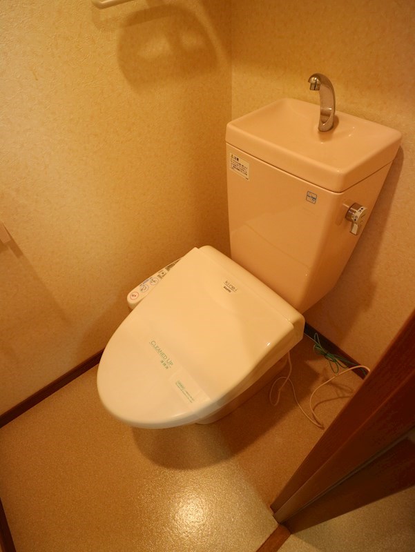 トイレ　他の不動産屋さん掲載のお部屋もご紹介可能です。