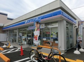 コンビニ　ローソン横浜東久保町店（コンビニ）まで498m