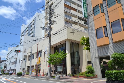 【メゾン　グランツの図書館】