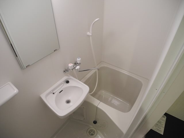 バス・シャワールーム　同型タイプ