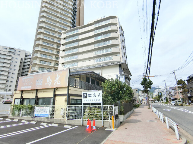 神戸市須磨区行幸町のマンションの建物外観