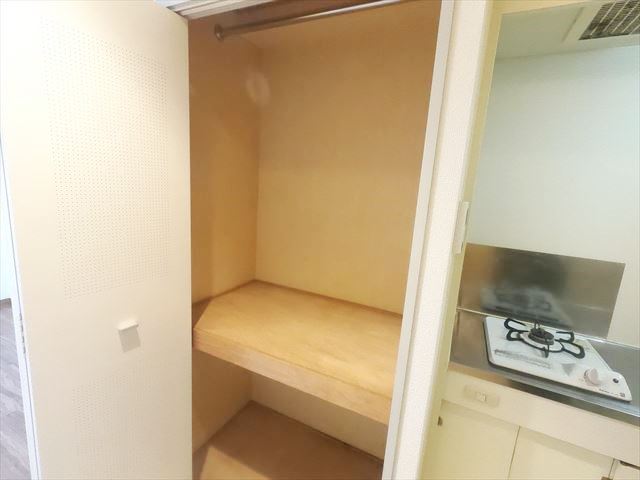 収納　廊下収納