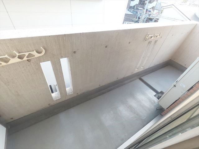 バルコニー　バルコニー南向きです。