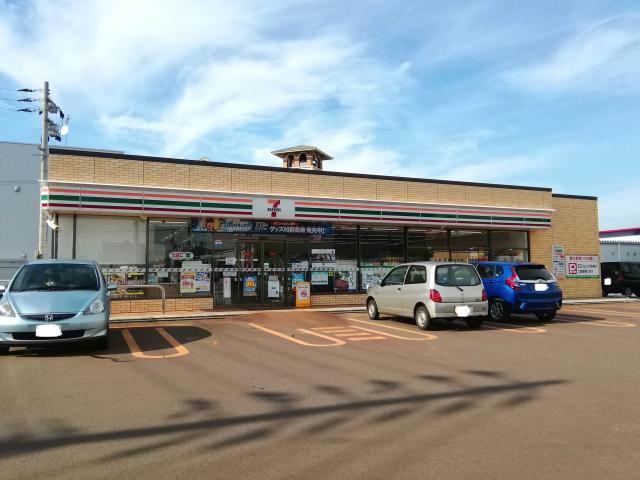 コンビニ　セブンイレブン長岡寺島町店（コンビニ）まで572m
