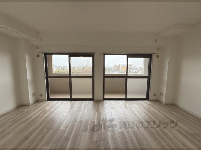 居室・リビング　居室