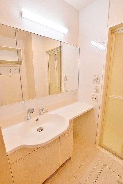 洗面設備　★洗面脱衣所／室内洗濯機置き場★