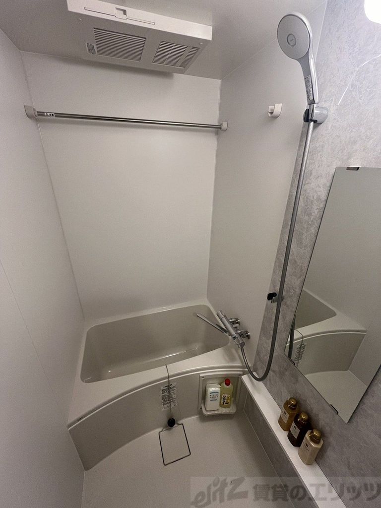 バス・シャワールーム　バス