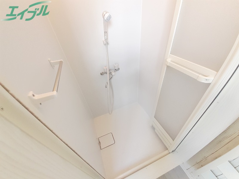 バス・シャワールーム　別部屋同タイプ