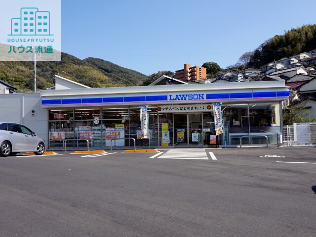 コンビニ　ローソン長崎高尾町店（コンビニ）まで262m