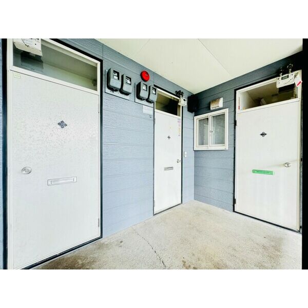 ロビー　建物の内部です