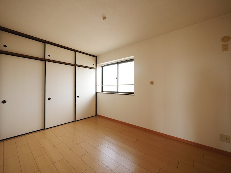 その他部屋・スペース　洋室６帖