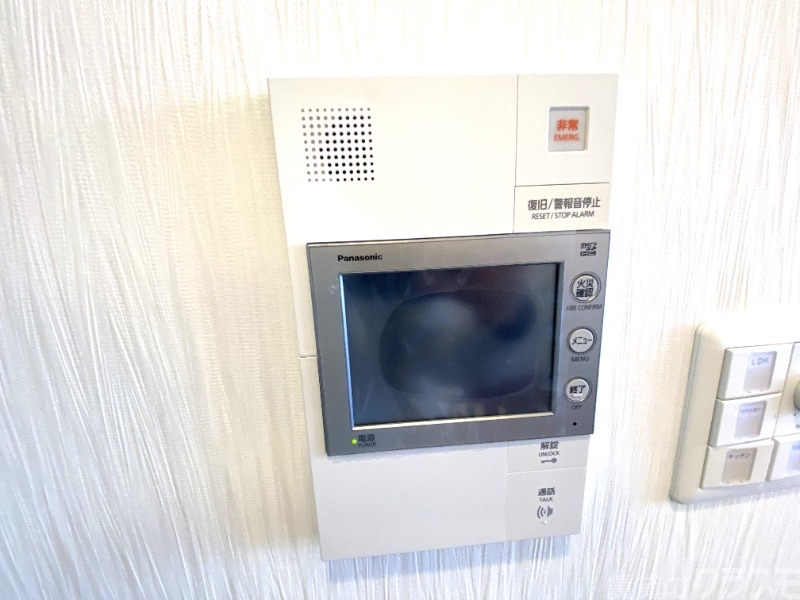 セキュリティ　女性も安心ＴＶモニターホン！