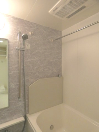 バス・シャワールーム　風呂