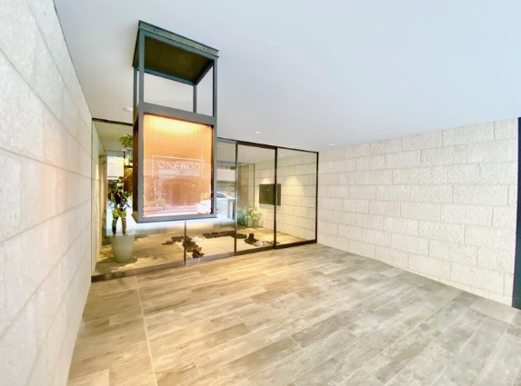 エントランス　エントランス