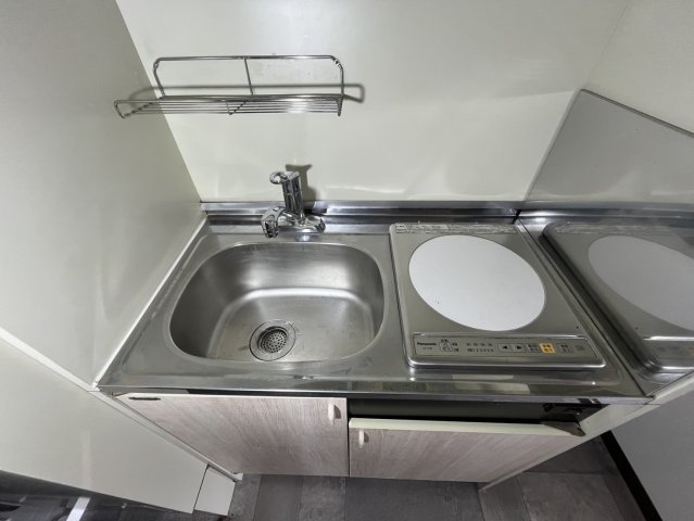 キッチン　三恵ハイツ