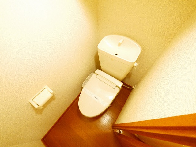 トイレ　トイレもきれいです