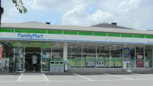 コンビニ　ファミリーマート　姫路土山東の町（コンビニ）まで279m