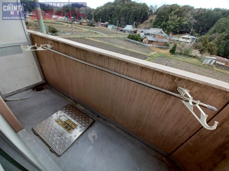 バルコニー　別部屋参考写真となります。