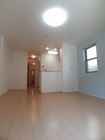 居室・リビング　内装もきれいです