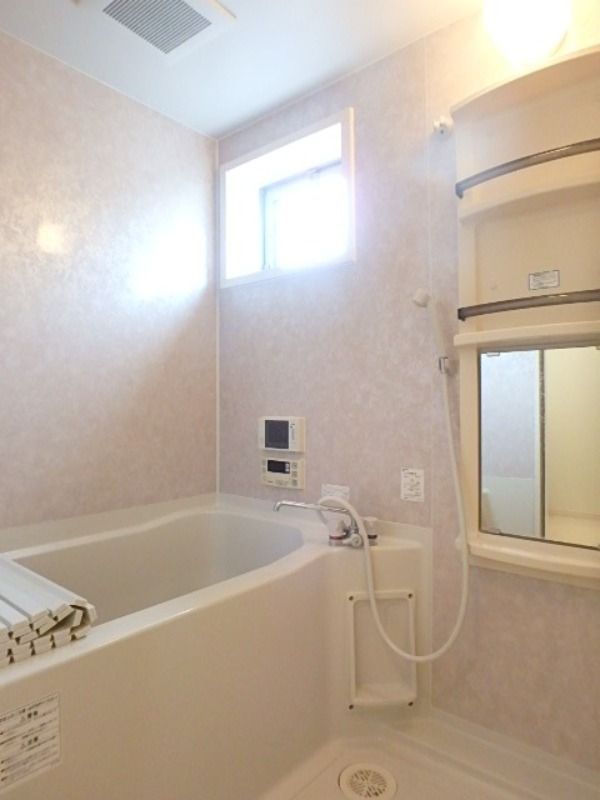 バス・シャワールーム　図面と現状に相違がある場合には現状を優先