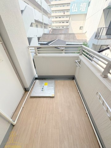 バルコニー　エグゼ難波南VI