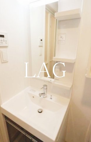 洗面設備　洗面台です。