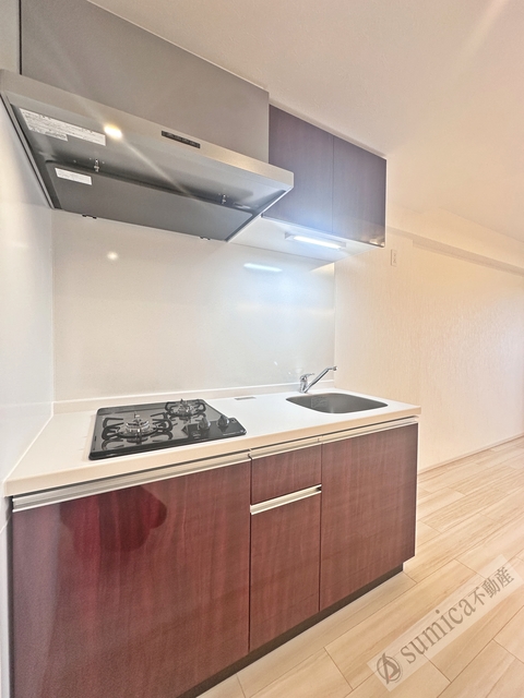 キッチン　ガス２口コンロ完備♪