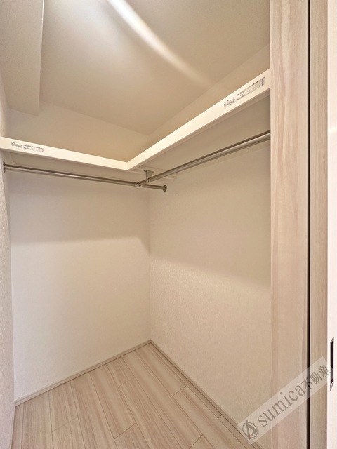 収納　大容量のウォークインクローク♪