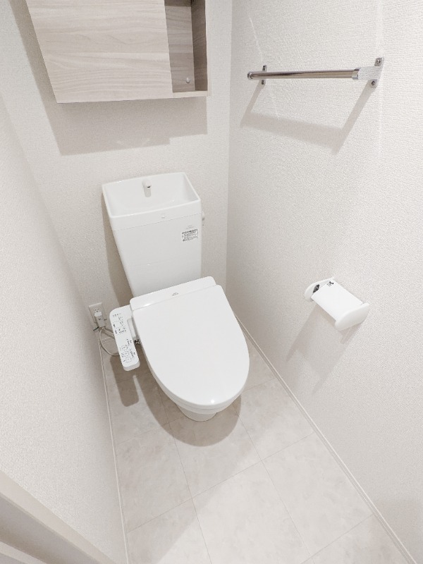 トイレ　図面と現状に相違がある場合には現状を優先