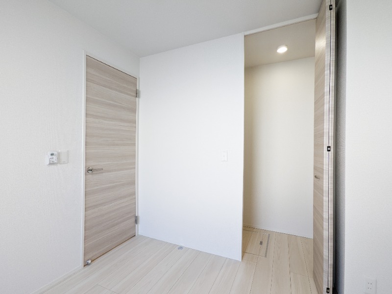 収納　図面と現状に相違がある場合には現状を優先