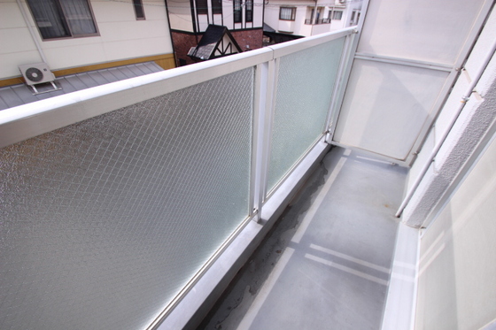 バルコニー　※別号室の写真です。