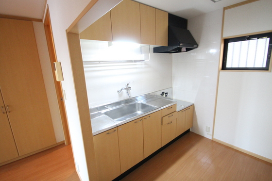 キッチン　※別部屋の写真です