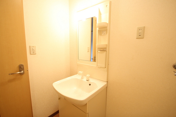 洗面設備　※別部屋の写真です