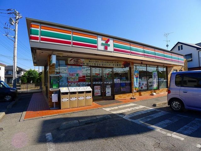コンビニ　セブンイレブン韮川店（コンビニ）まで600m