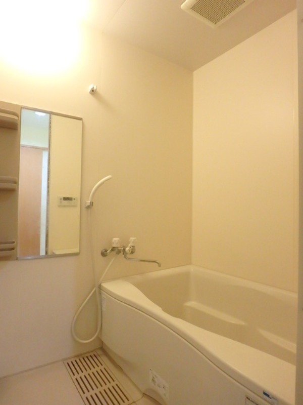 バス・シャワールーム　図面と現状に相違がある場合には現状を優先